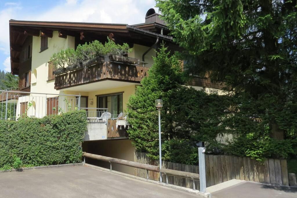 Appartement In Hus Signal Met Prachtig Uitzicht Op De Bergen Klosters Ngoại thất bức ảnh