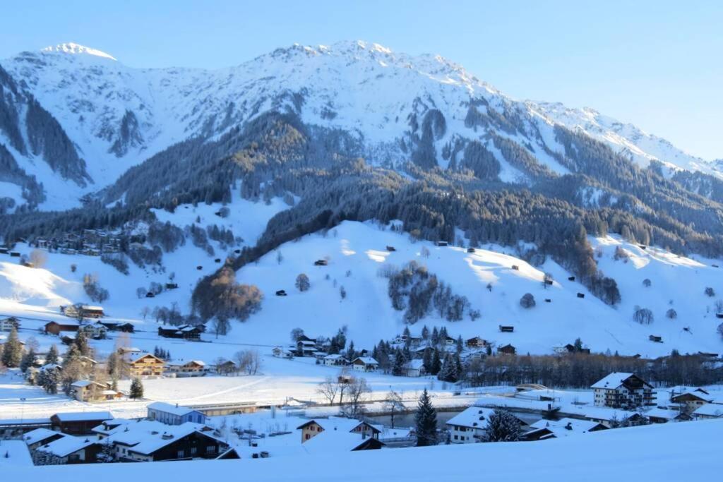 Appartement In Hus Signal Met Prachtig Uitzicht Op De Bergen Klosters Ngoại thất bức ảnh